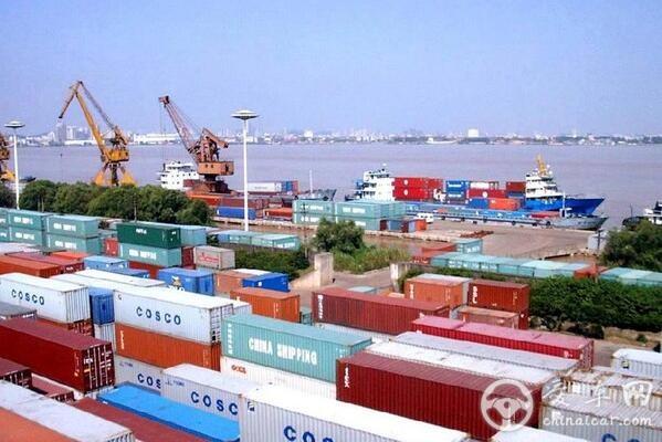 上海集装箱吞吐量下降7％ 集卡司机失业率升高