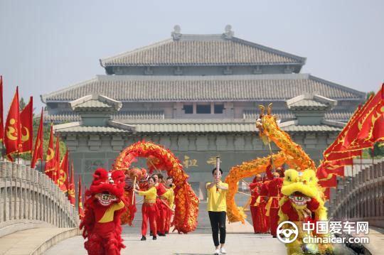 世界华人寻根节圣火采集仪式在随州炎帝故里举行